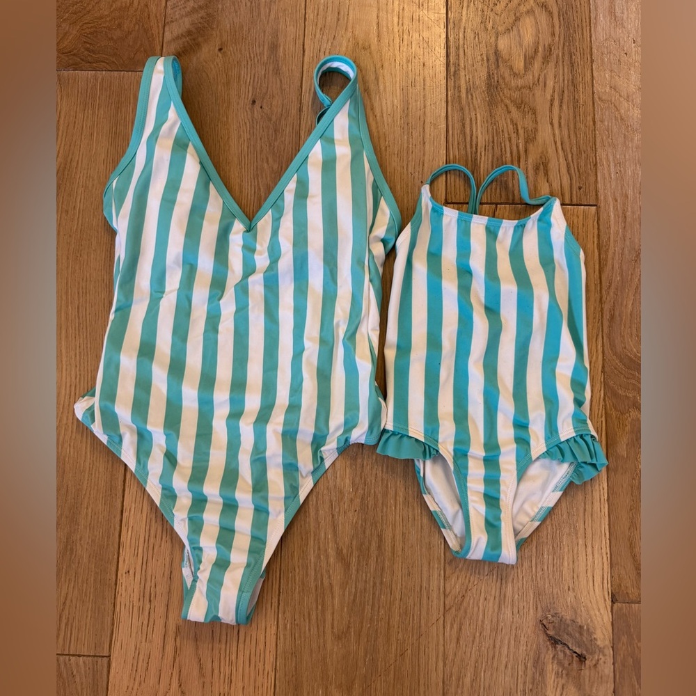 Mother and Daughter Matching Swimsuit Set